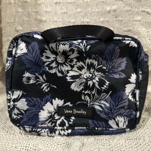 Vera Bradley Floral Print Tech Cable Organizer